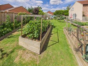 Side Garden- click for photo gallery